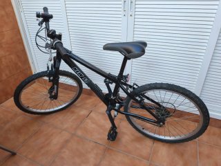 Bicicleta MTB Cadete Negra