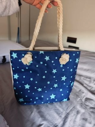 Bolsita de viaje con estampado de estrellas