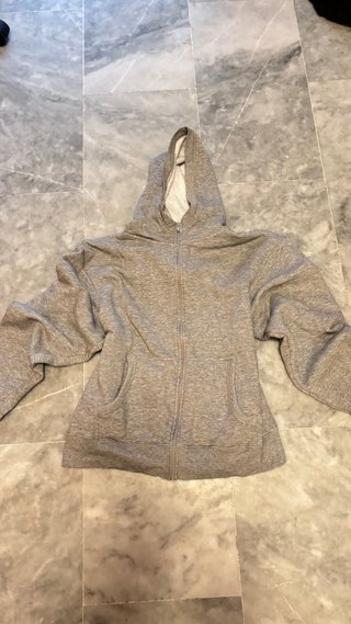 Sudadera Gris con Cremallera