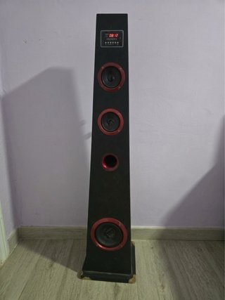 Torre de Sonido Pyramid Sound
