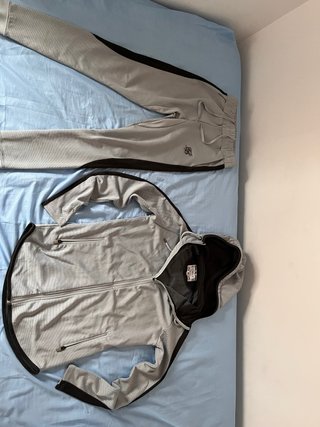 Chándal Siksilk Gris y Negro