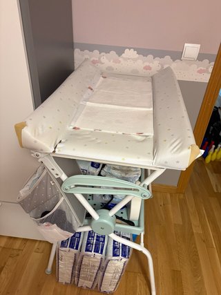 Cambiador con Bañera para Bebé