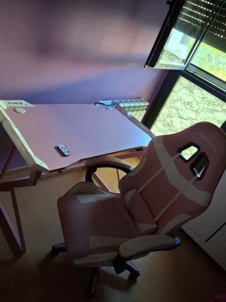 Escritorio y Silla Gaming Jupplies