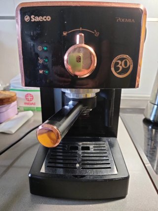 Cafetera Saeco Poemia Anniversary Edition
