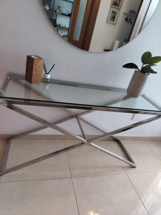 Consola de Acero y Cristal