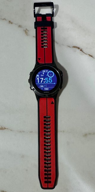 Reloj Garmin Fenix 5 Negro y Rojo