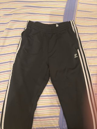 Pantalón de chándal adidas negro