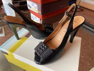 Zapatos de tacón Hispanitas negros