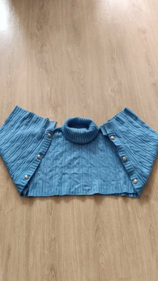 Jersey corto cuello alto