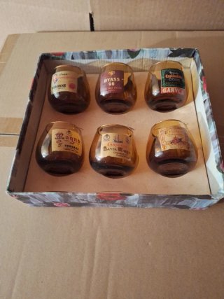 Set di 6 bicchieri per liquore con sigilli
