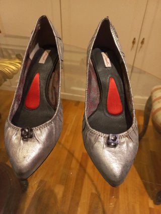 Zapatos de tacón Diesel plateados