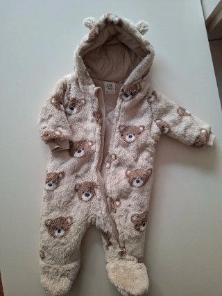 Buzo de bebé con estampado de ositos C&A