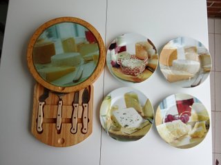 Set de Quesera con Utensilios y 4 Platos