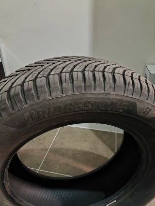Ruedas Bridgestone 225/65/17.