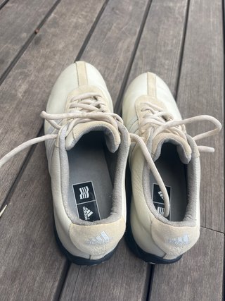 Zapatos de golf Adidas beige