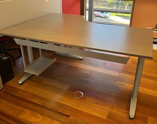 Escritorio en L Gris con Altura Ajustable
