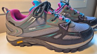 Zapatillas Montaña Chiruca para mujer que use 38