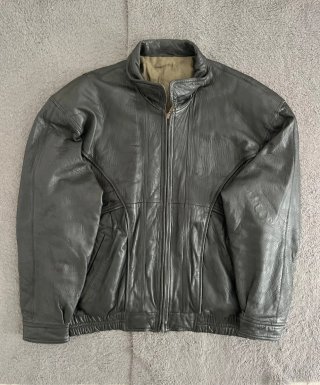Cazadora Bomber de Piel Negra