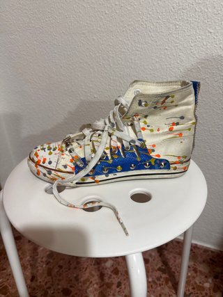 Botas tipo Converse con estampado