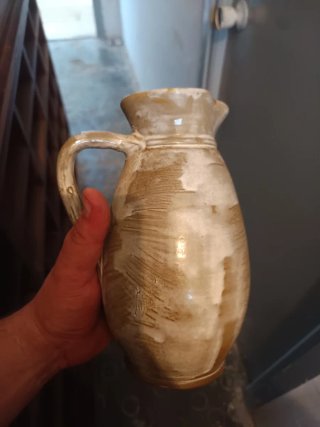Jarrón de cerámica artesanal