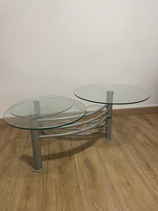 Mesa de centro de cristal y metal