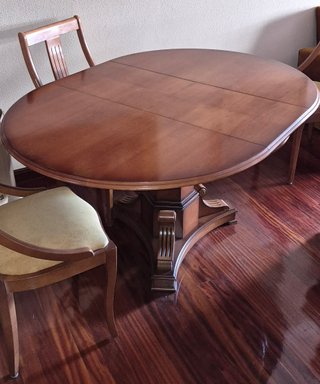 Mesa Redonda Extensible de Madera