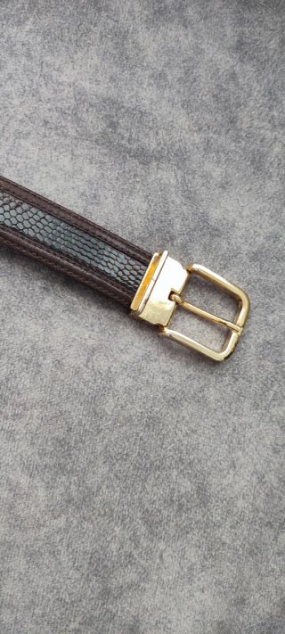 Cintura uomo marrone con incisione serpente taglia 95