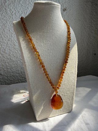 Collar de Ámbar