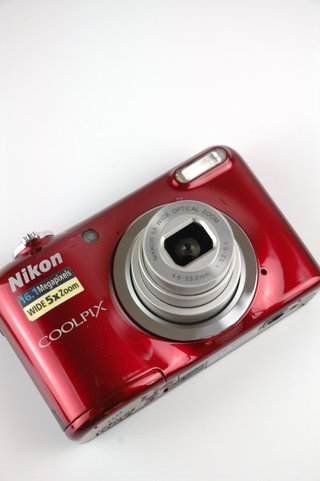 Cámara Nikon Coolpix A10 Roja