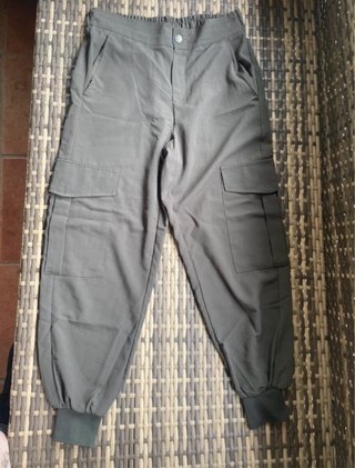 Pantalón Cargo Verde