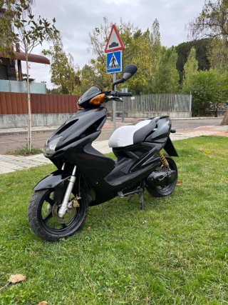 Yamaha Aerox 50