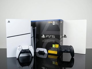 PS5 (PlayStation 5) Slim Digital + 2 Mandos