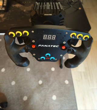 Fanatec CSL DD + Volante F1 Esports V2