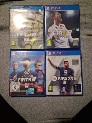 4 Videojuegos PS4: FIFA 17, 18, 19 y 23