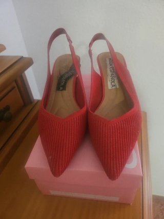 Zapatos destalonados rojos Moda Española