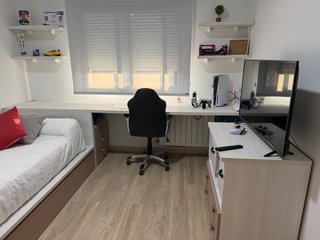Habitación juvenil completa sin armario