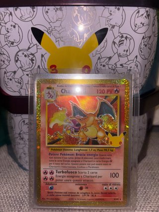 Carta Pokémon Charizard (Edizione 30Anniversario