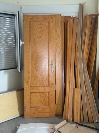 Puertas de madera con marcos