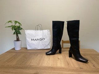 Botas Altas Negras Mango