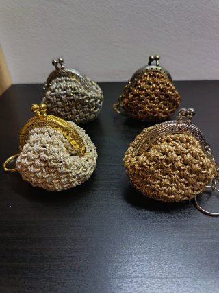 Set di 4 Portachiavi all'uncinetto