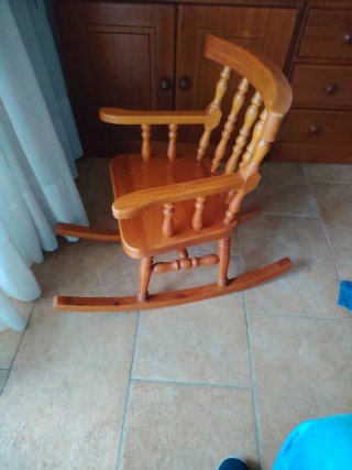 Mecedora Infantil de Madera
