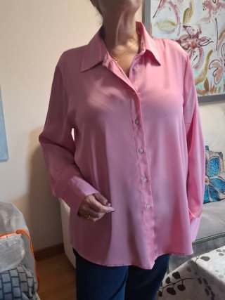 Camisa de seda rosa