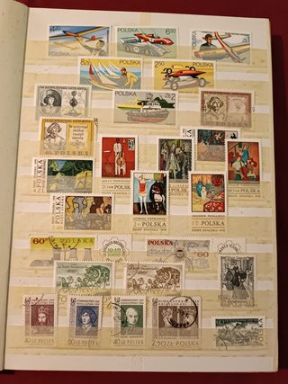 Lotto 1450 francobolli Polonia + Omaggio