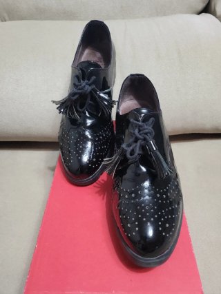 Zapatos Wonders Charol Negros Talla 39