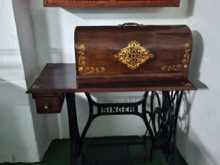 Máquina de Coser Singer Antigua