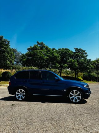BMW X5 4.8is