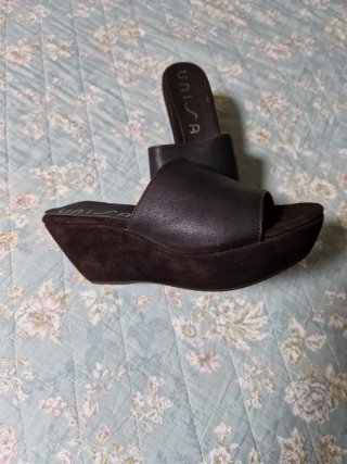 Sandalias Unisa de Piel Marrón Talla 39