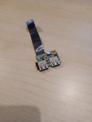 Placa de puertos USB para portátil
