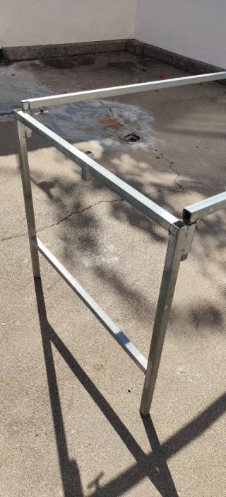 Mesa de Hierro Desmontable y extensible