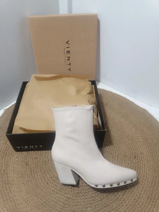 Botines de piel Vienty blancos